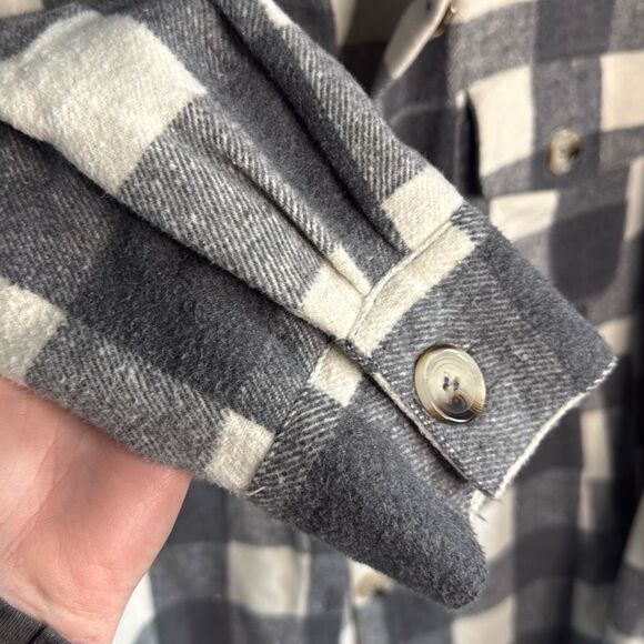 Kendall + Kylie Grey Plaid Shacket Size M - Picture 3 of 5